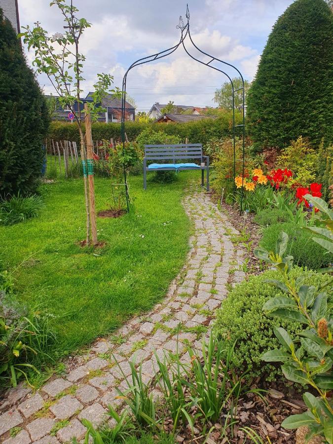 Souterrain Vimbuch Familie Bork * Buehl